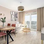 Sky Eleven - Parking & Balcony By Renters Prestige Poznan