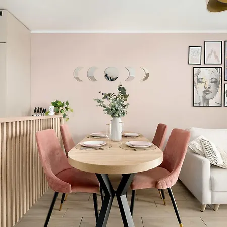 Sky Eleven - Parking & Balcony By Renters Prestige Daire Poznan