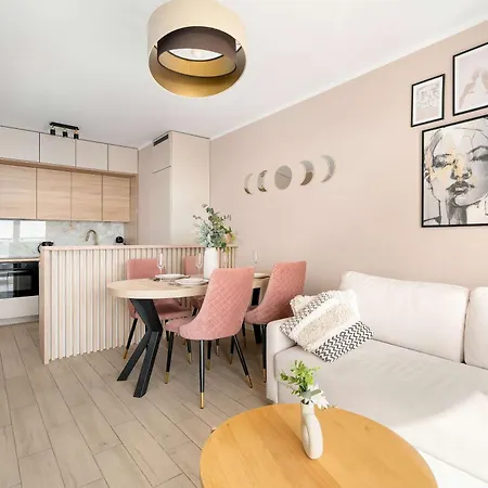 Sky Eleven - Parking&balcony By Renters Prestige