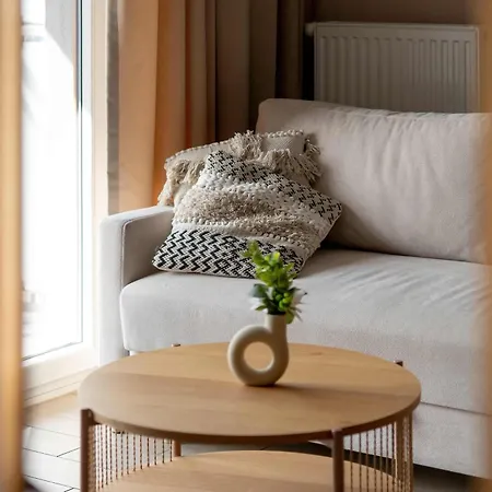 Sky Eleven - Parking&balcony By Renters Prestige