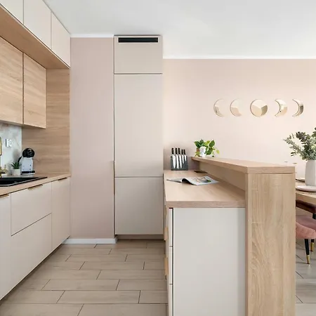 Sky Eleven - Parking&balcony By Renters Prestige * Poznań
