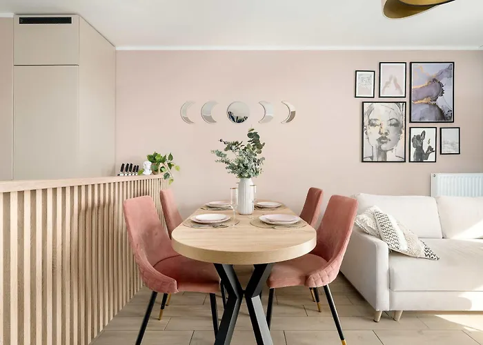 Sky Eleven - Parking&balcony By Renters Prestige Apartament Poznań