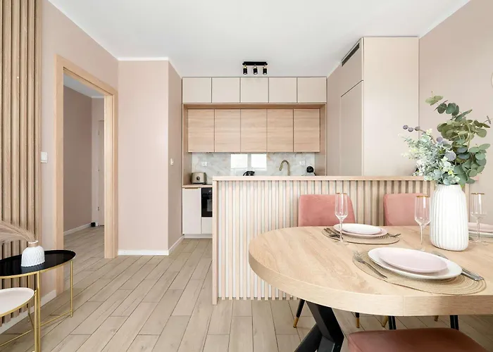 Sky Eleven - Parking&balcony By Renters Prestige * Poznań