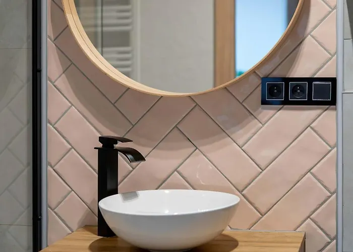 Sky Eleven - Parking&balcony By Renters Prestige Apartament *